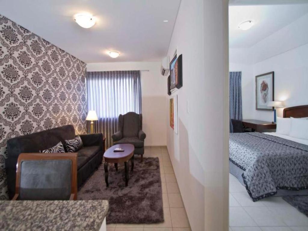 Terranova Suites Santa Cruz de La Sierra Kültér fotó